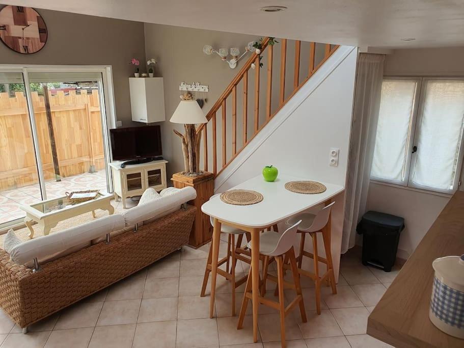 Charmante Maison 1 Chambre Avec Terrasse N'1 Equihen-Plage Luaran gambar