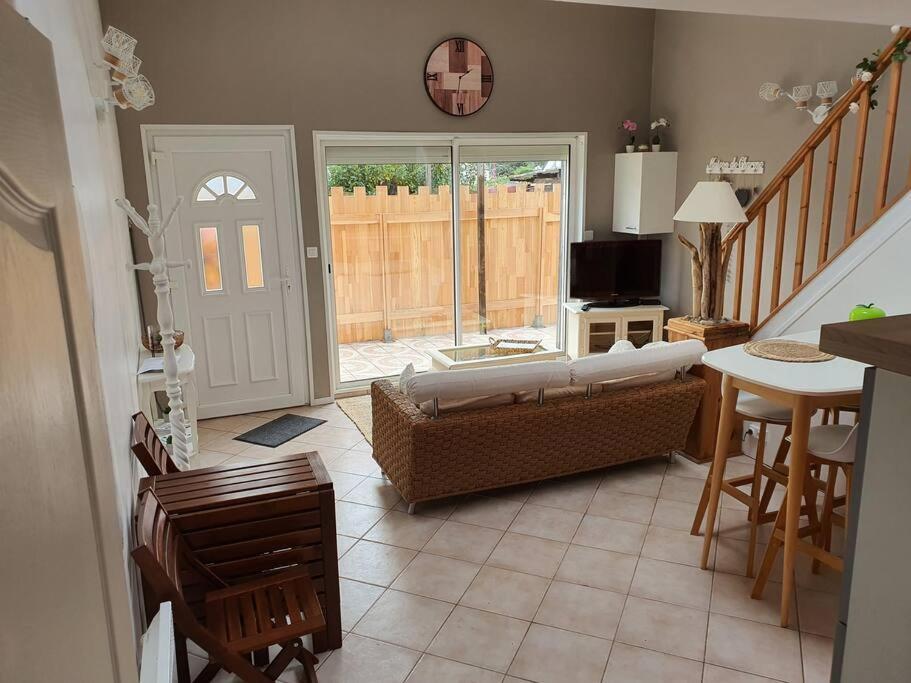 Charmante Maison 1 Chambre Avec Terrasse N'1 Equihen-Plage Luaran gambar